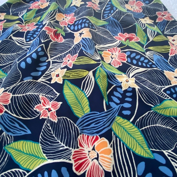 Sag Harbor Multicolor Floral Skirt Tropical • Resort Wear • Boho •Floral •Beachy - Picture 6 of 10